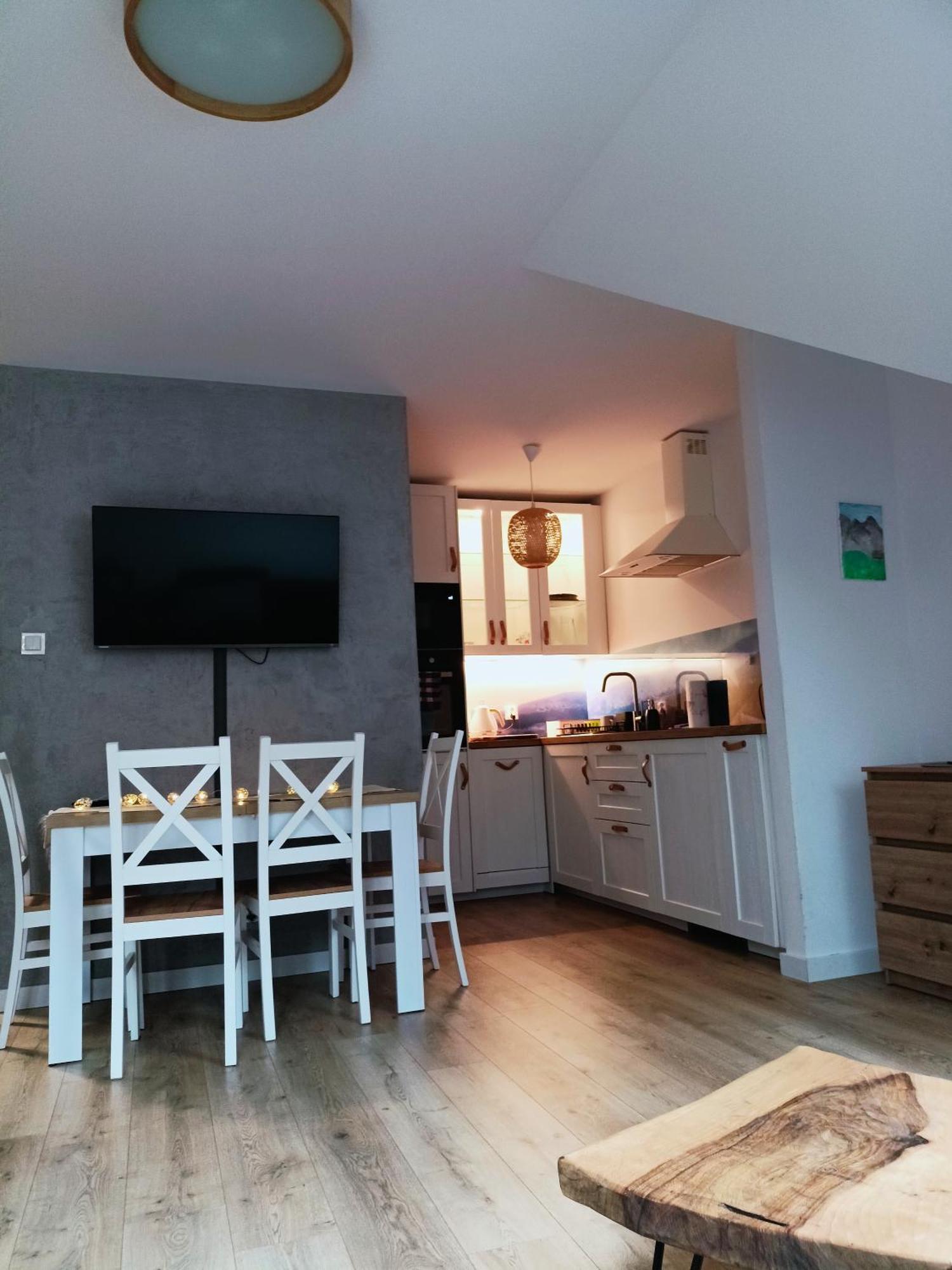 Szum Lomnicy Apartment Карпач Екстериор снимка